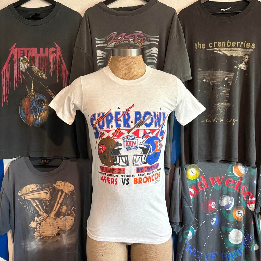 Vintage 1980s 49ers vs Broncos Super Bowl T-shirt